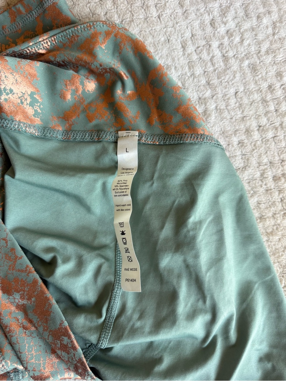 High-Rise Metallic Rose Gold & Teal Leggings - Picture 11 of 13
